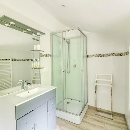 House Maison Mitoyenne Renvovee 6 Personnes 1 * 코트레