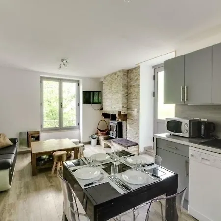 House Maison Mitoyenne Renvovee 6 Personnes 1 코트레