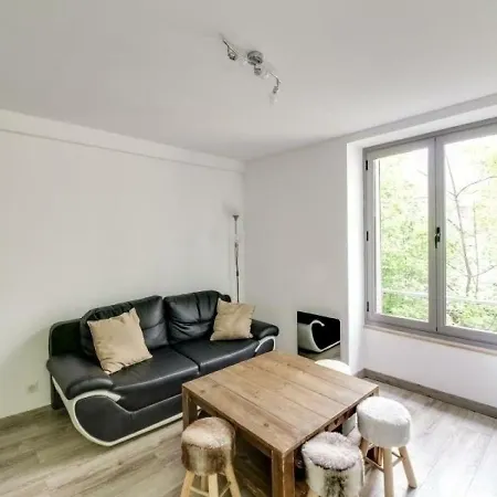 House Maison Mitoyenne Renvovee 6 Personnes 1 코트레