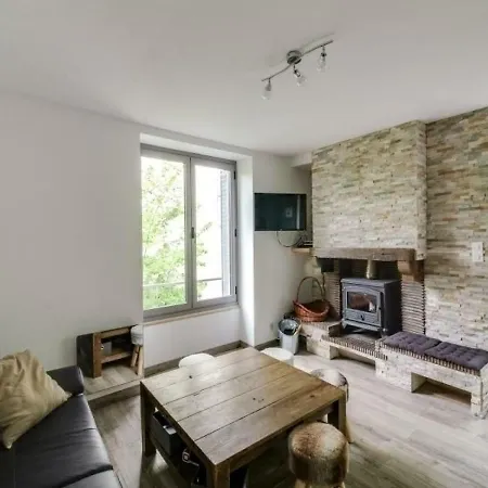House Maison Mitoyenne Renvovee 6 Personnes 1 코트레